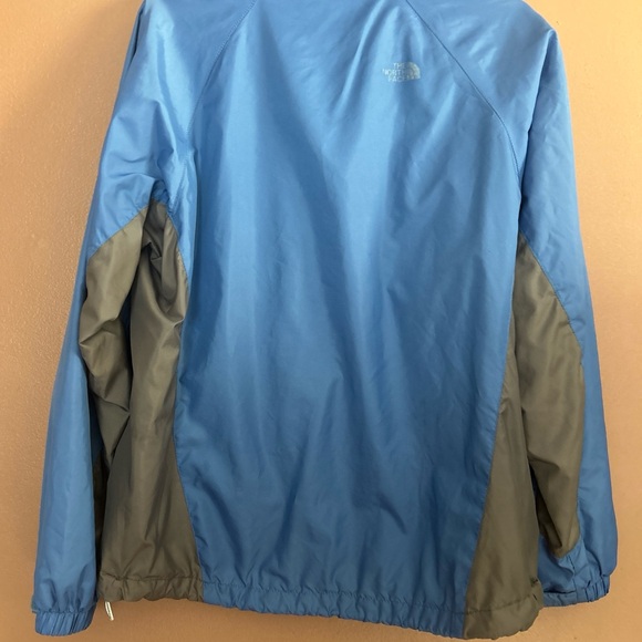 The North Face Womens Jacket Size Medium Blue Stow Pocket Packable Lightweight - Picture 10 of 10